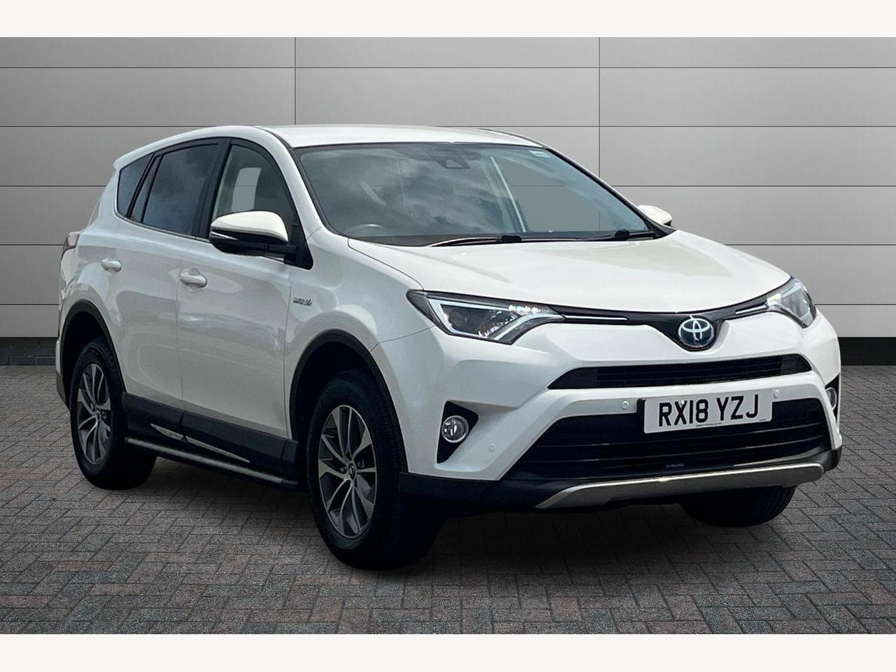 Main listing image - Toyota RAV4