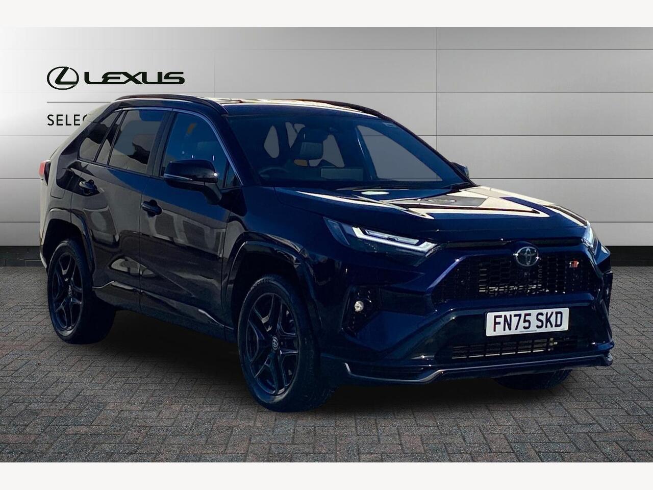 Main listing image - Toyota RAV4