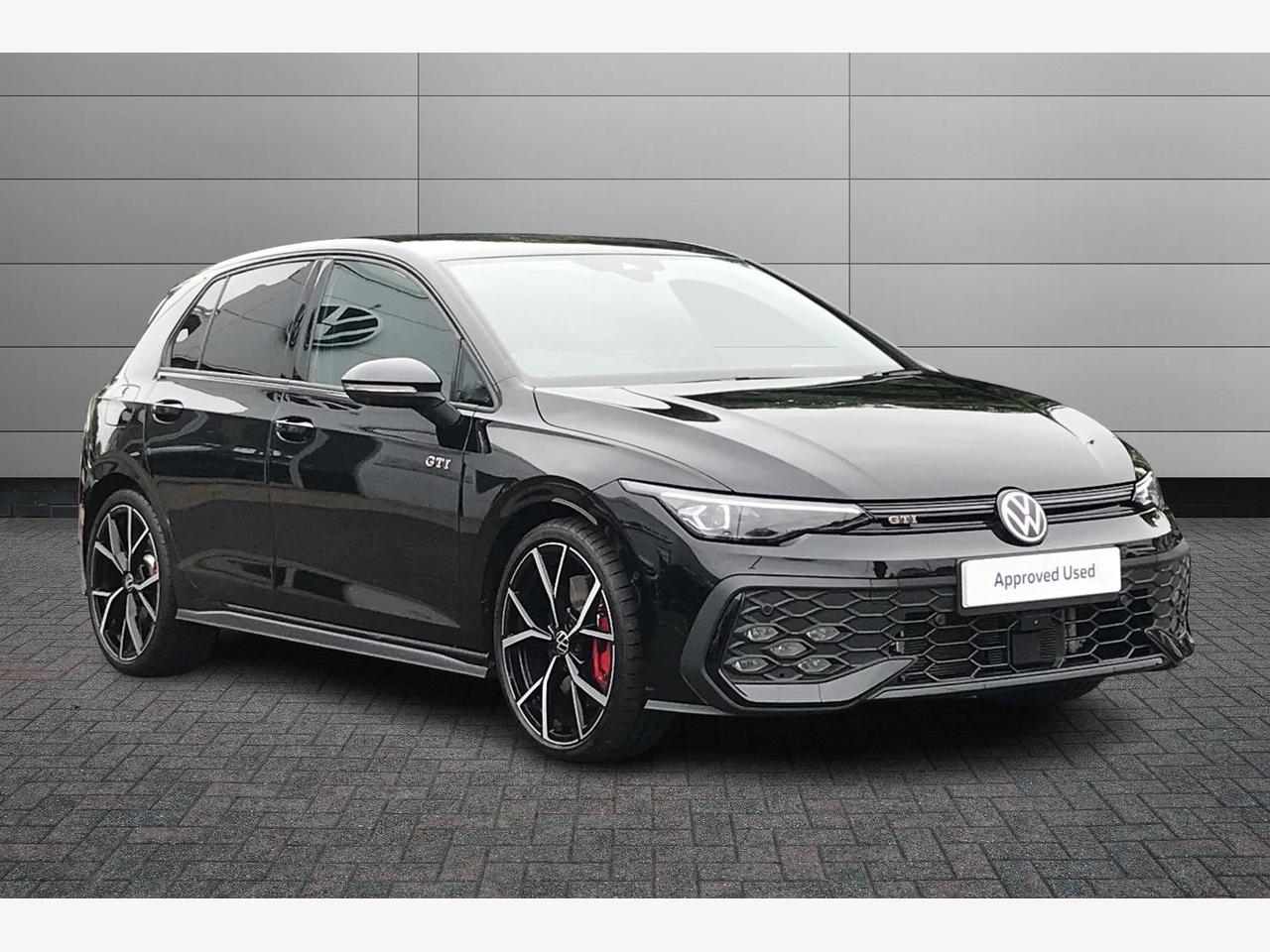 Main listing image - Volkswagen Golf