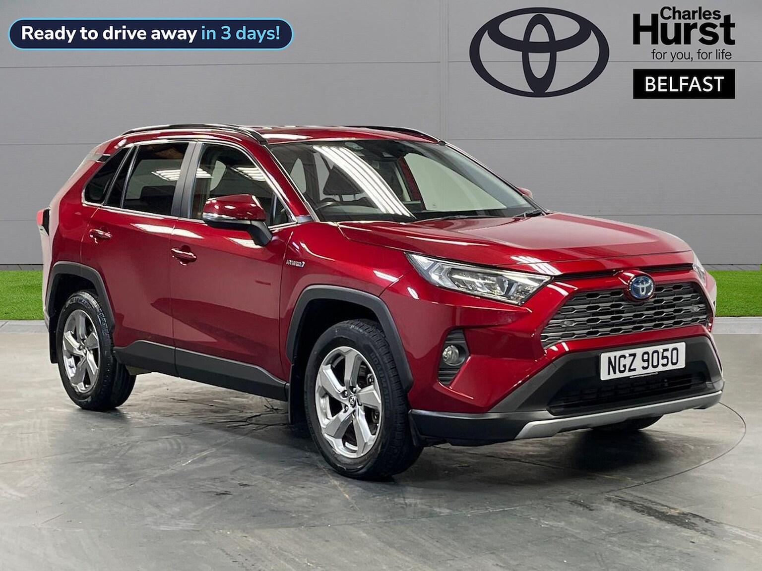 Main listing image - Toyota RAV4