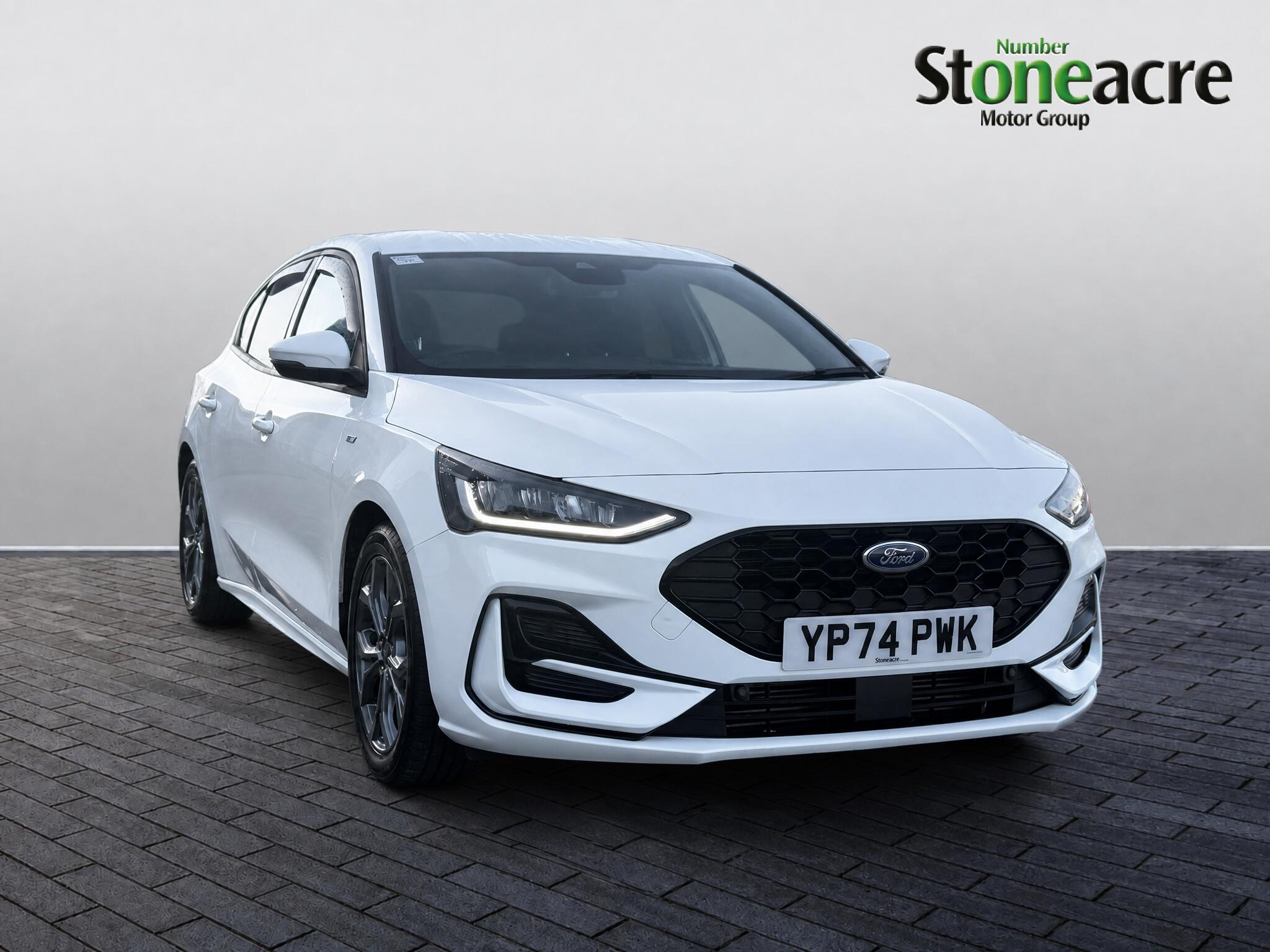 Main listing image - Ford Focus