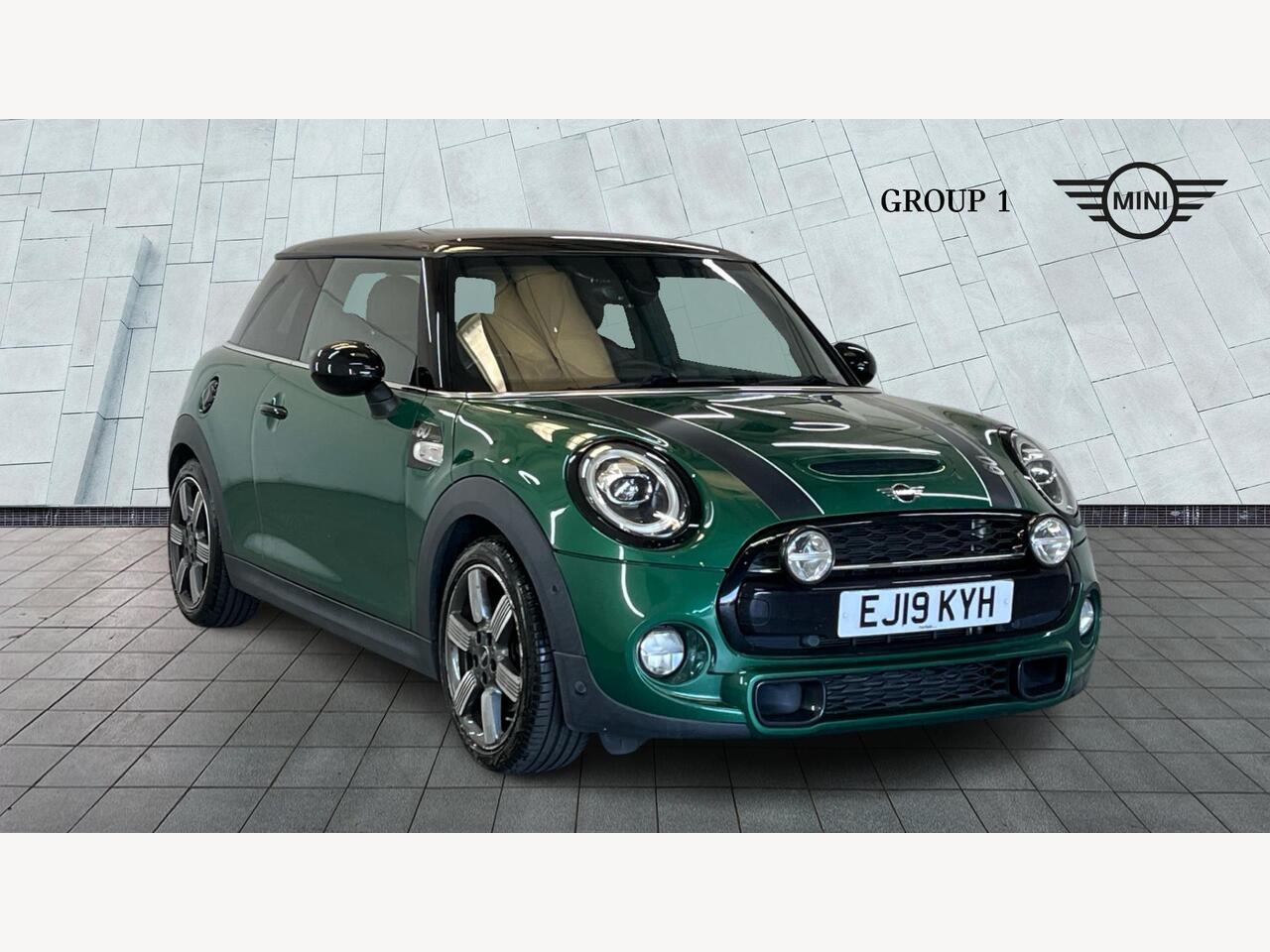 Main listing image - MINI Hatchback