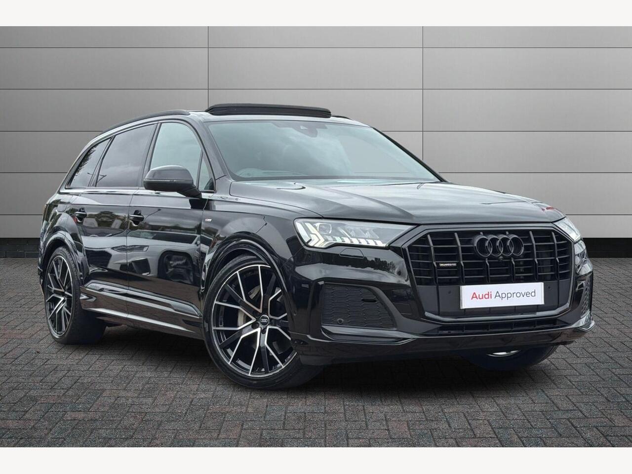 Main listing image - Audi Q7