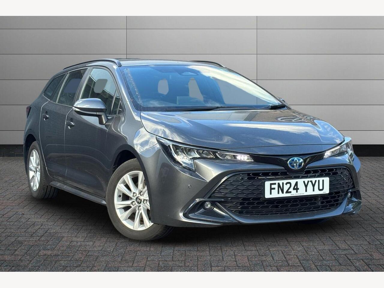 Main listing image - Toyota Corolla Touring Sport