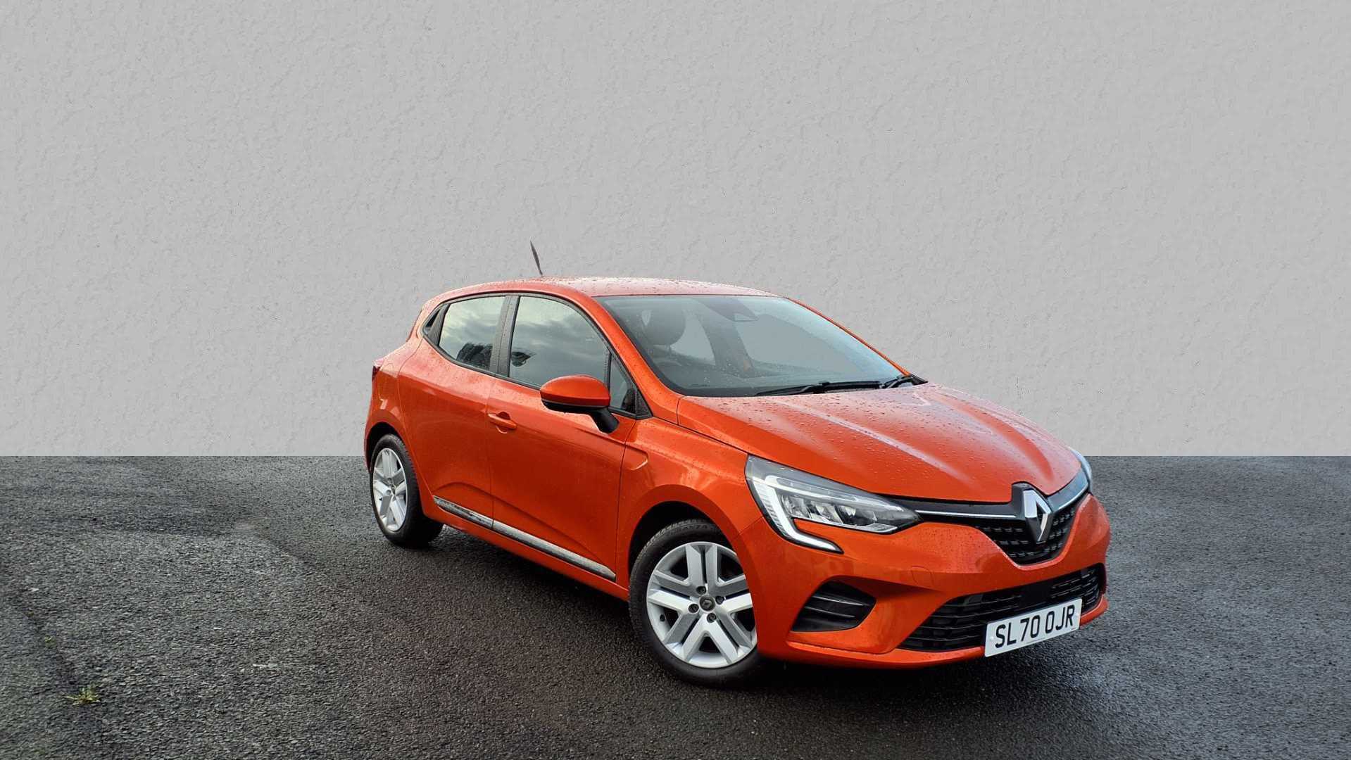 Main listing image - Renault Clio