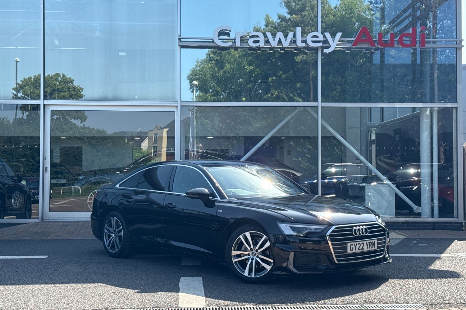 Main listing image - Audi A6