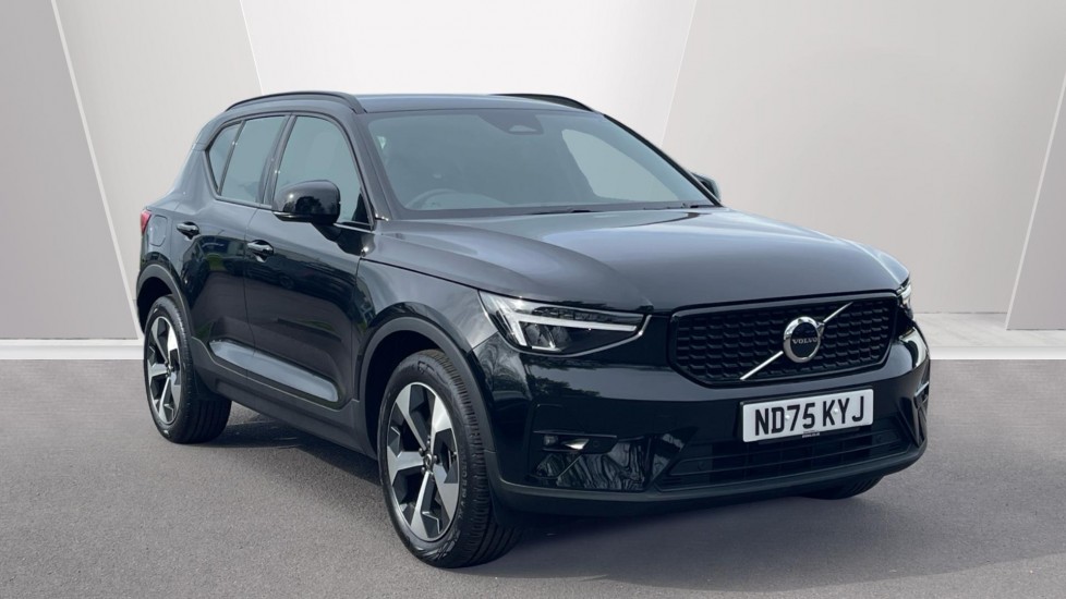 Main listing image - Volvo XC40