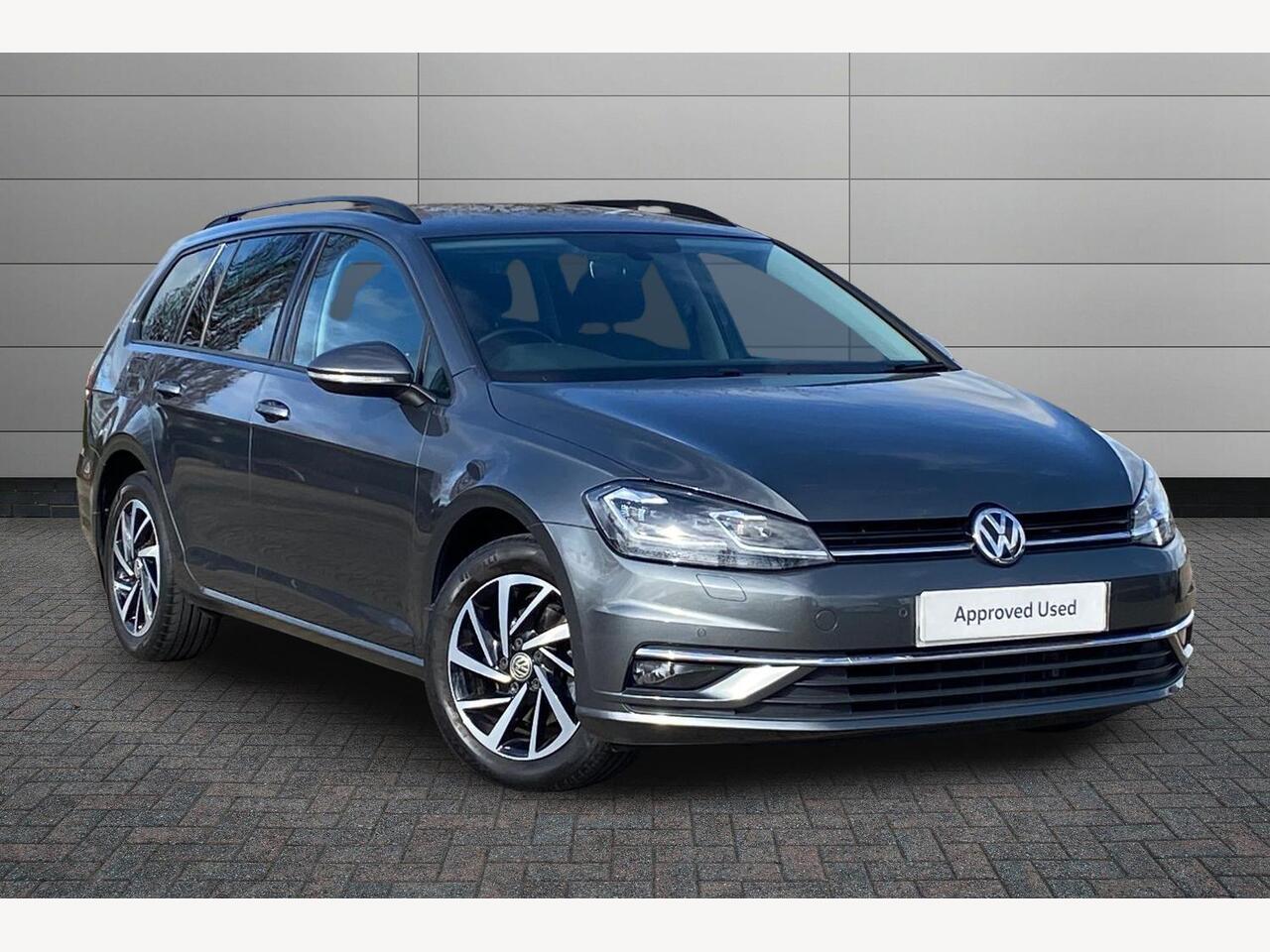 Main listing image - Volkswagen Golf Estate