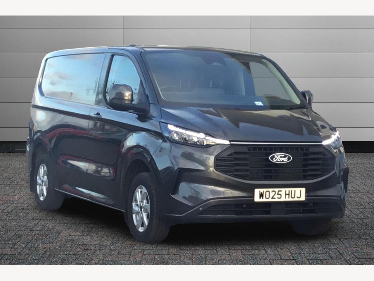Main listing image - Ford Transit Custom