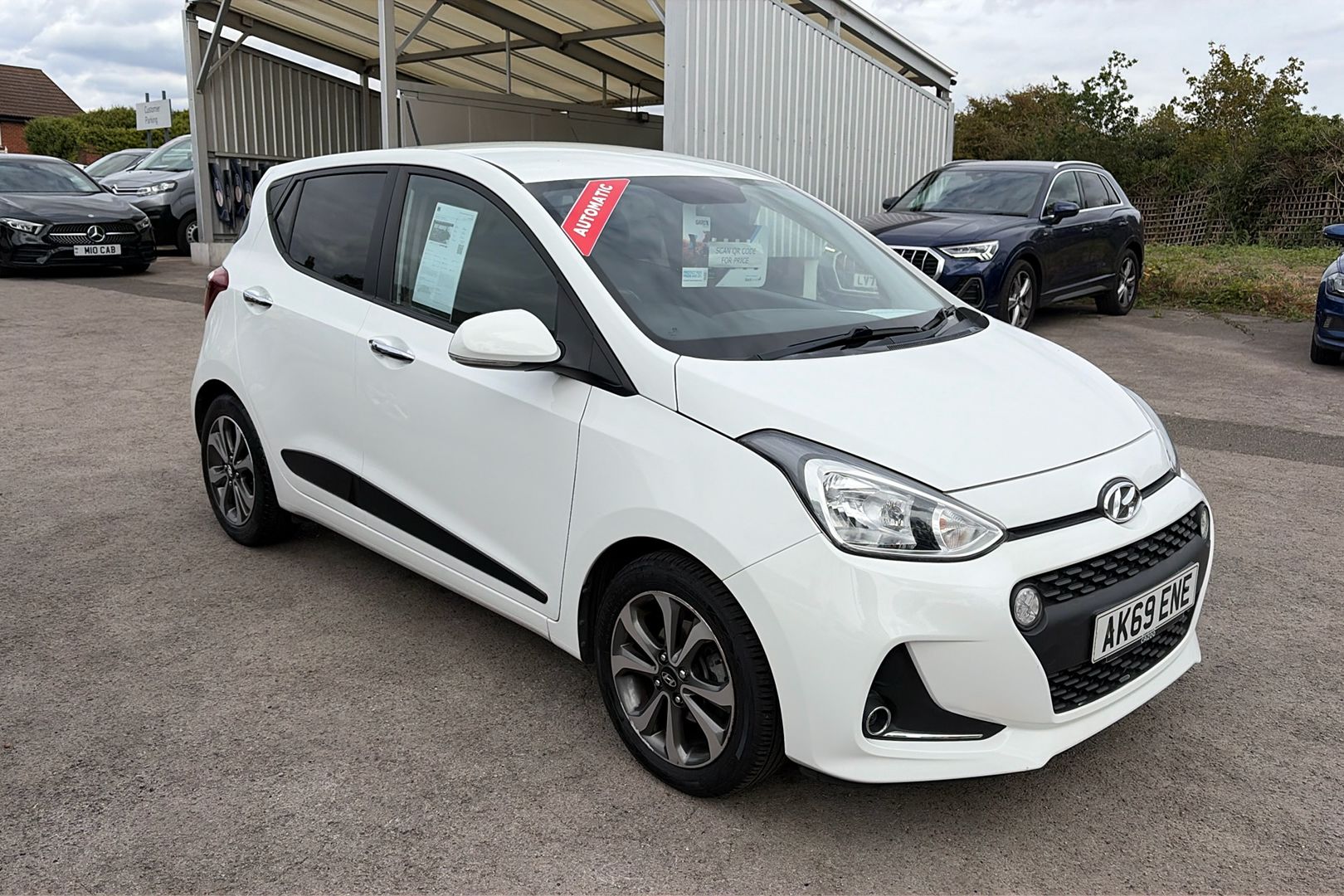 Main listing image - Hyundai i10