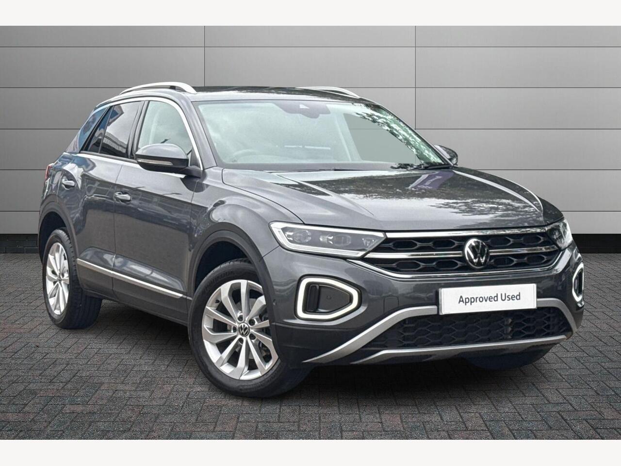 Main listing image - Volkswagen T-Roc