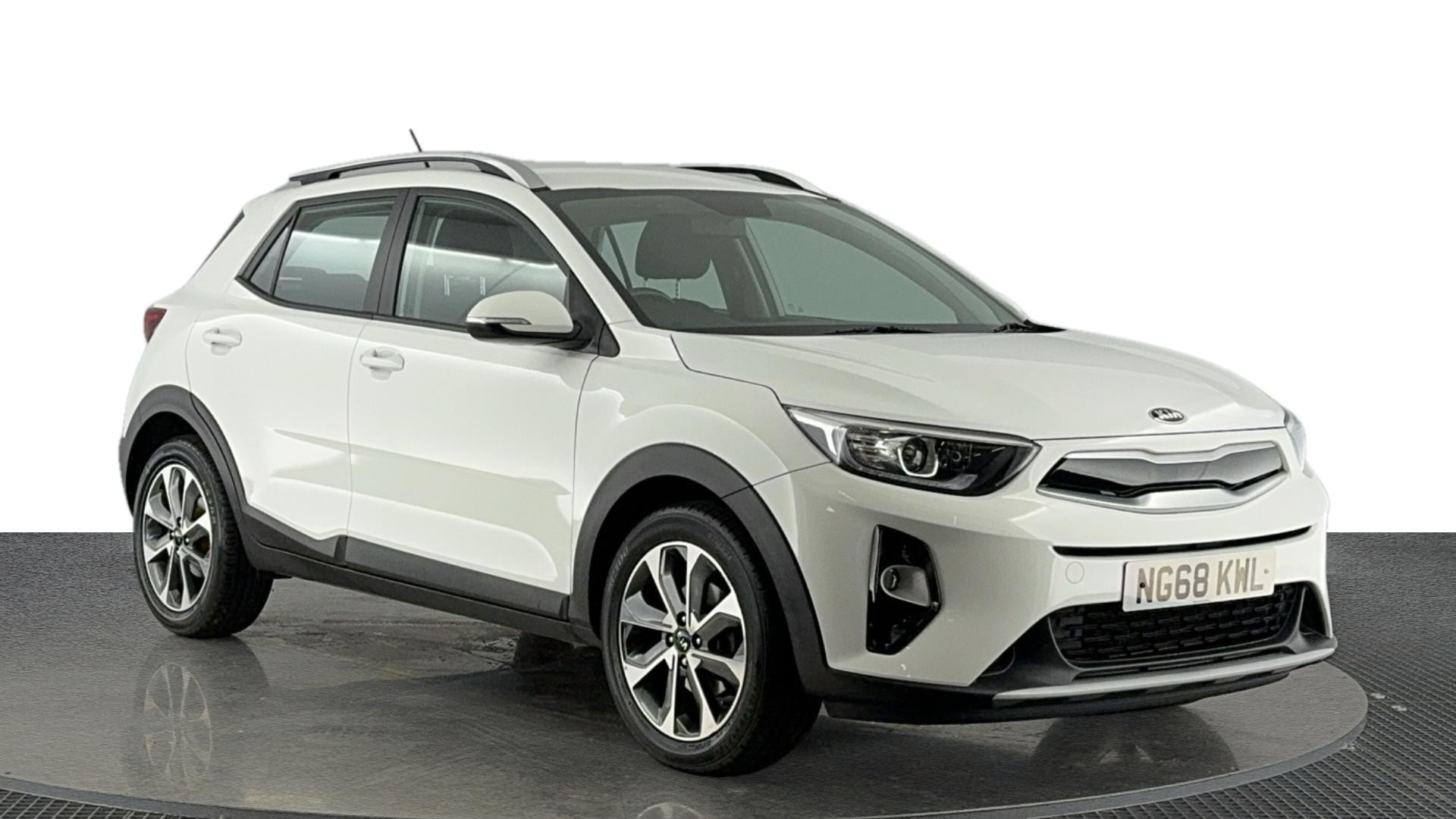 Main listing image - Kia Stonic