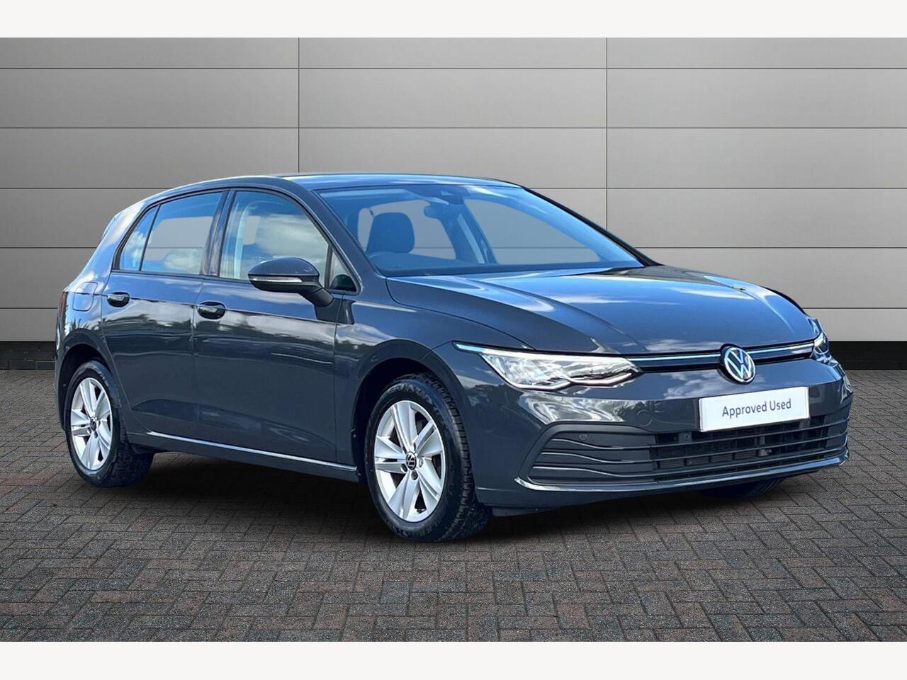 Main listing image - Volkswagen Golf