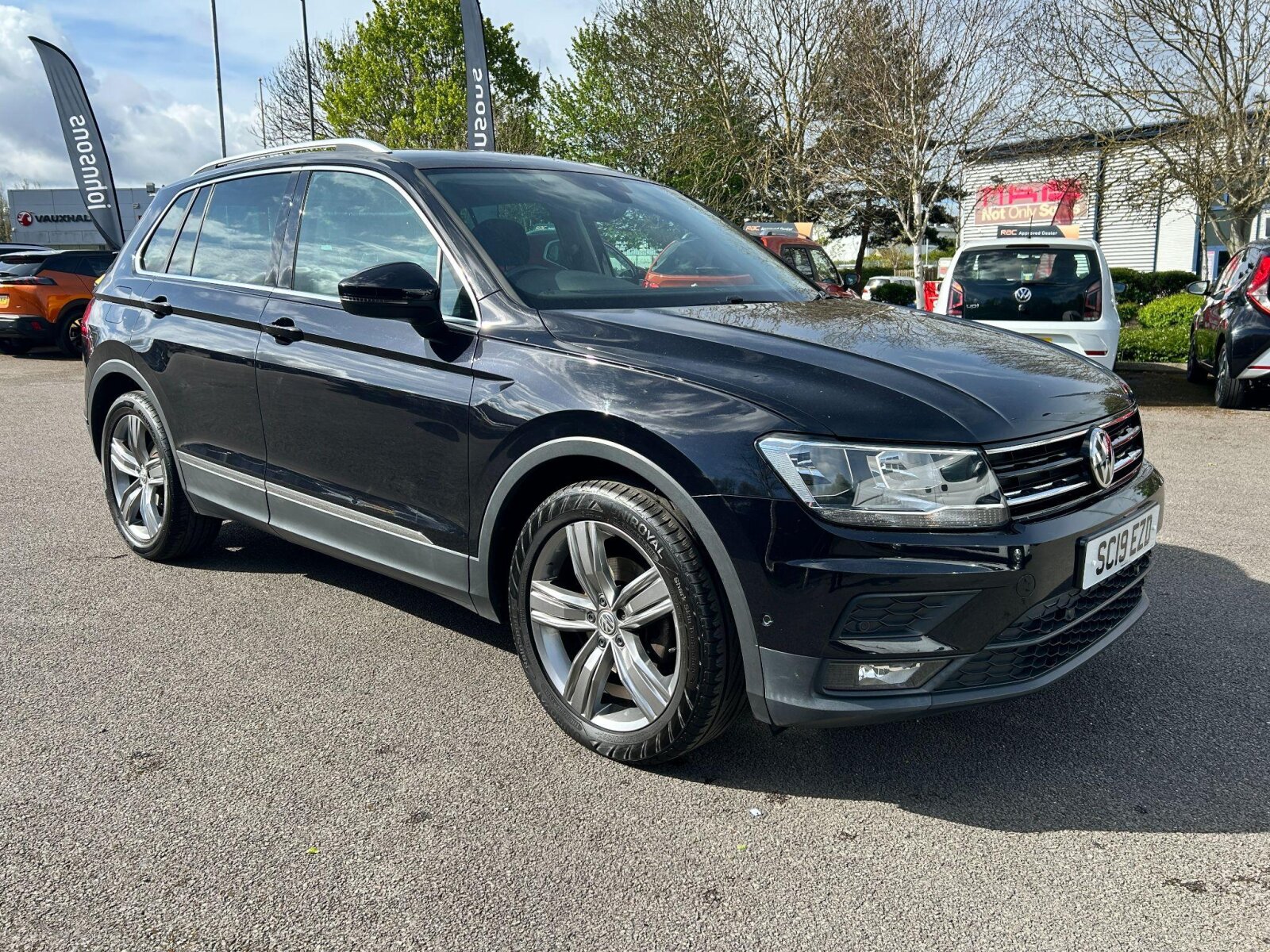 Main listing image - Volkswagen Tiguan