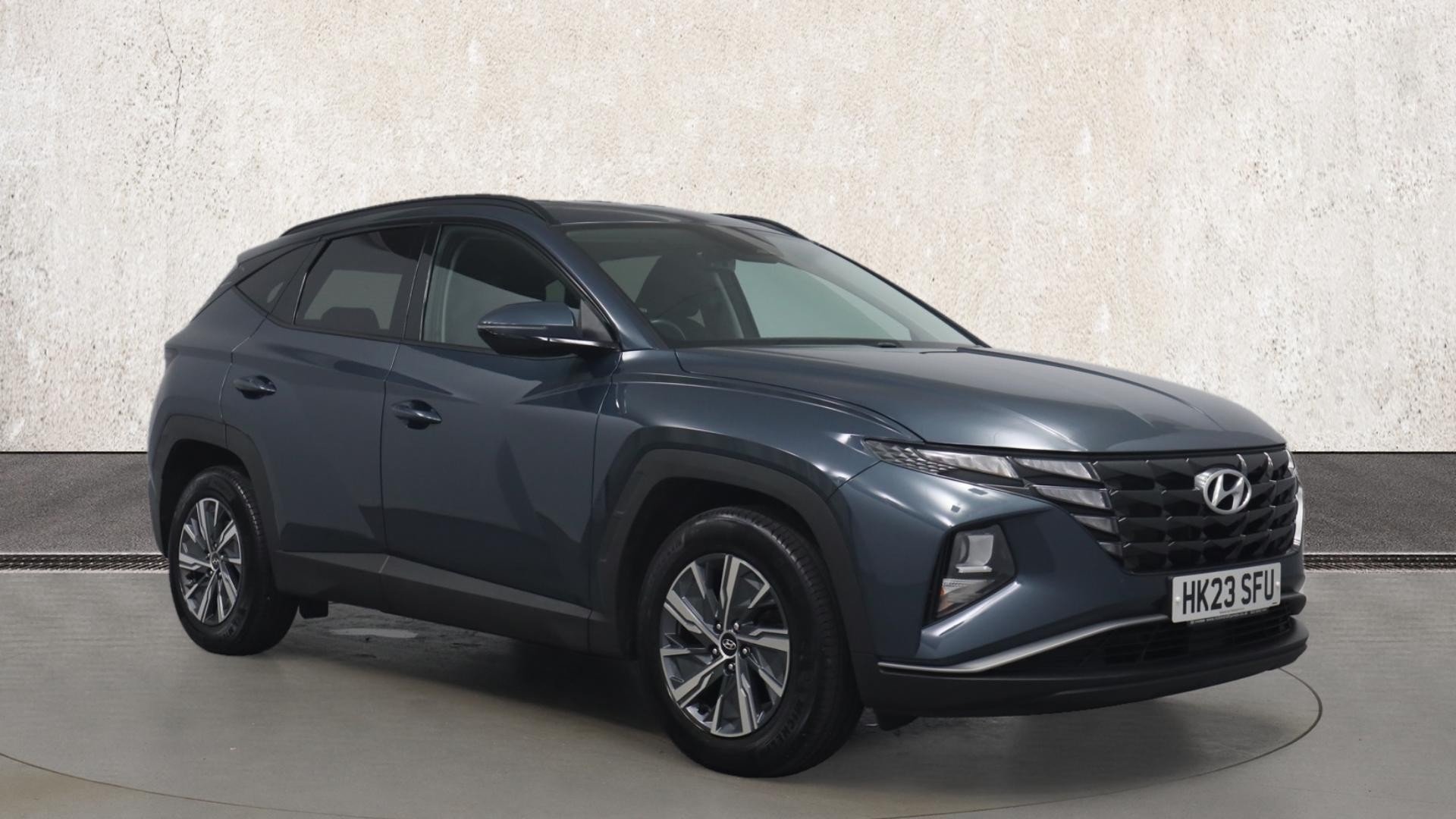 Main listing image - Hyundai Tucson