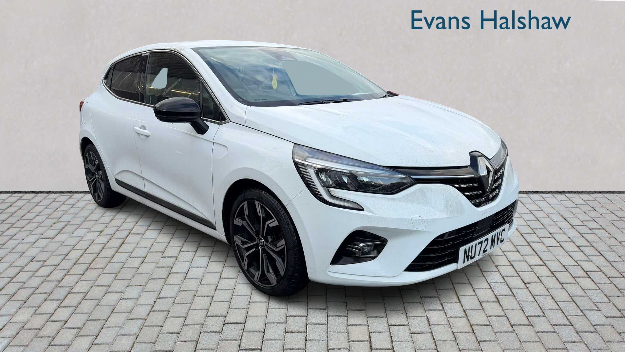 Main listing image - Renault Clio