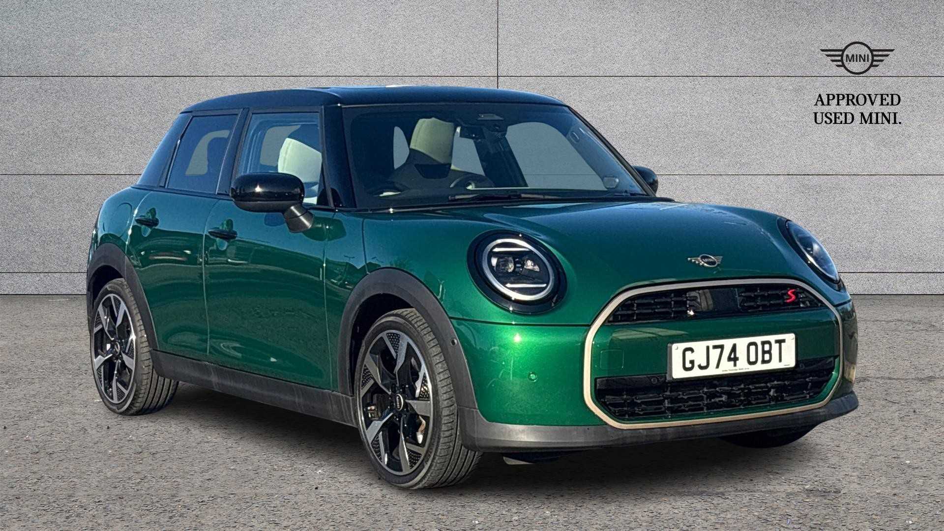 Main listing image - MINI Hatchback 5dr