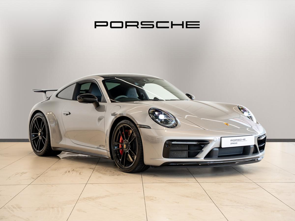 Main listing image - Porsche 911
