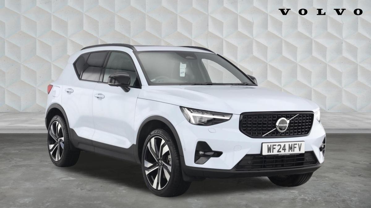 Main listing image - Volvo XC40