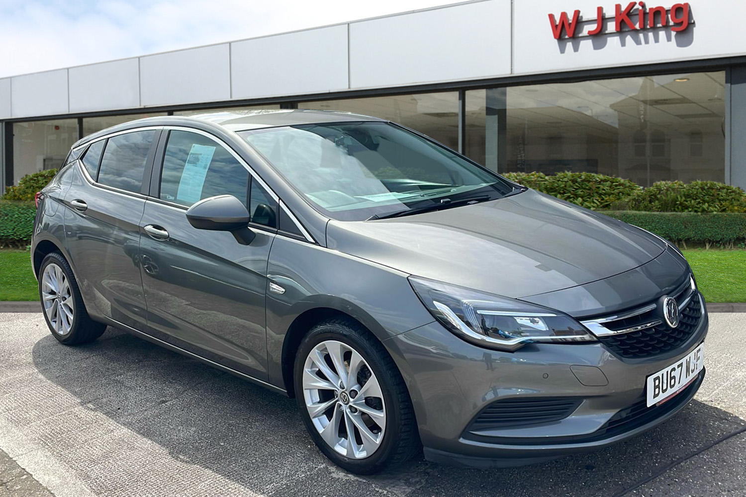 Main listing image - Vauxhall Astra