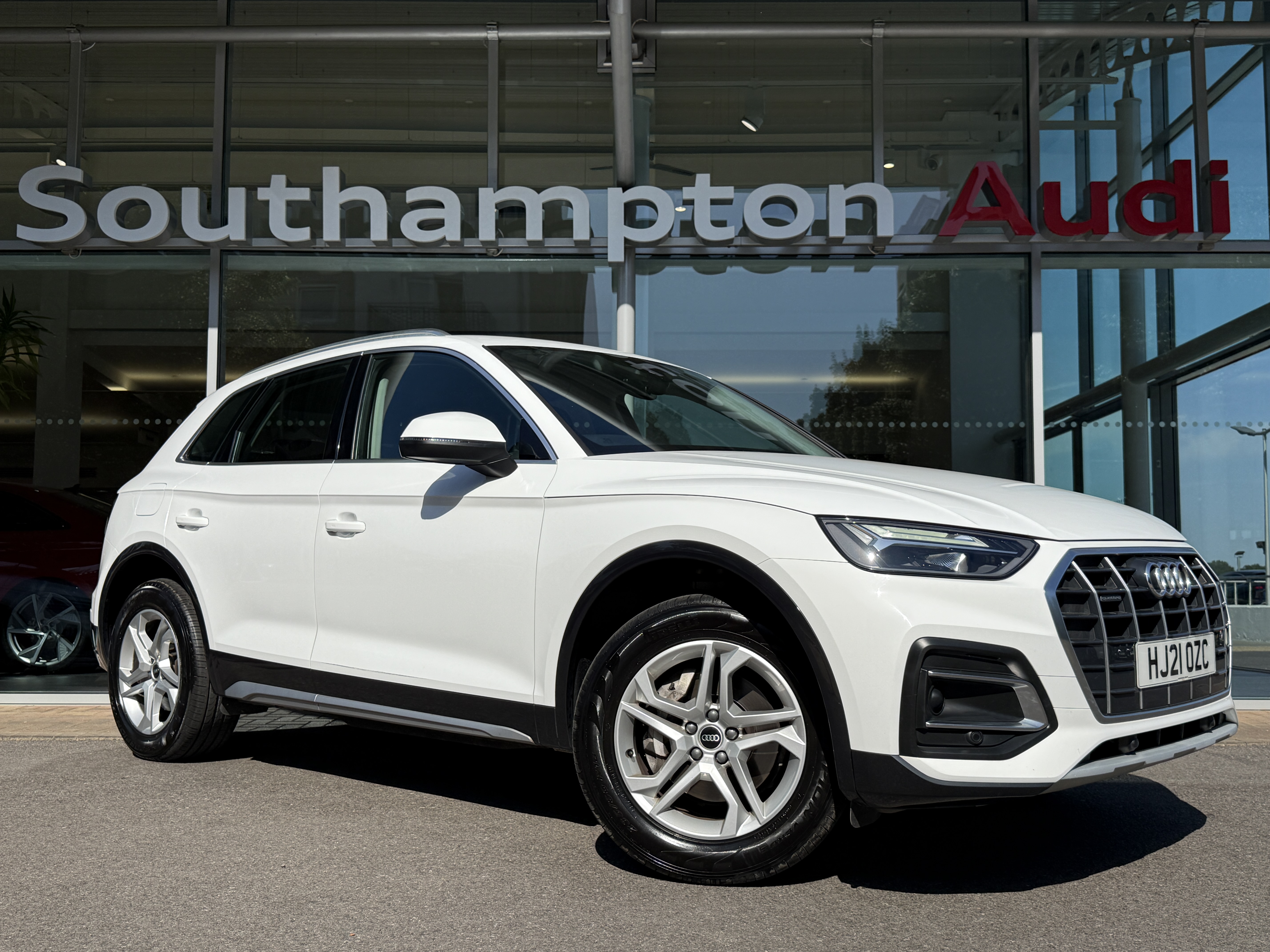 Main listing image - Audi Q5