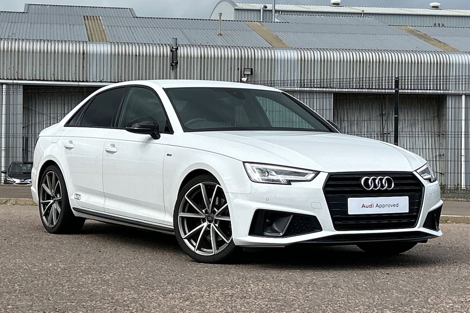 Main listing image - Audi A4