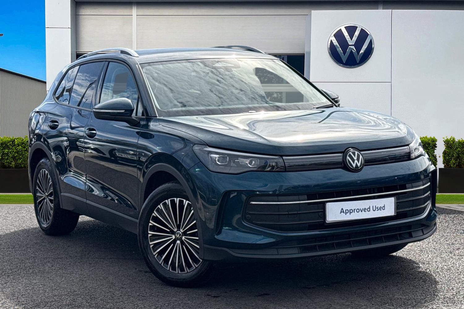 Main listing image - Volkswagen Tiguan