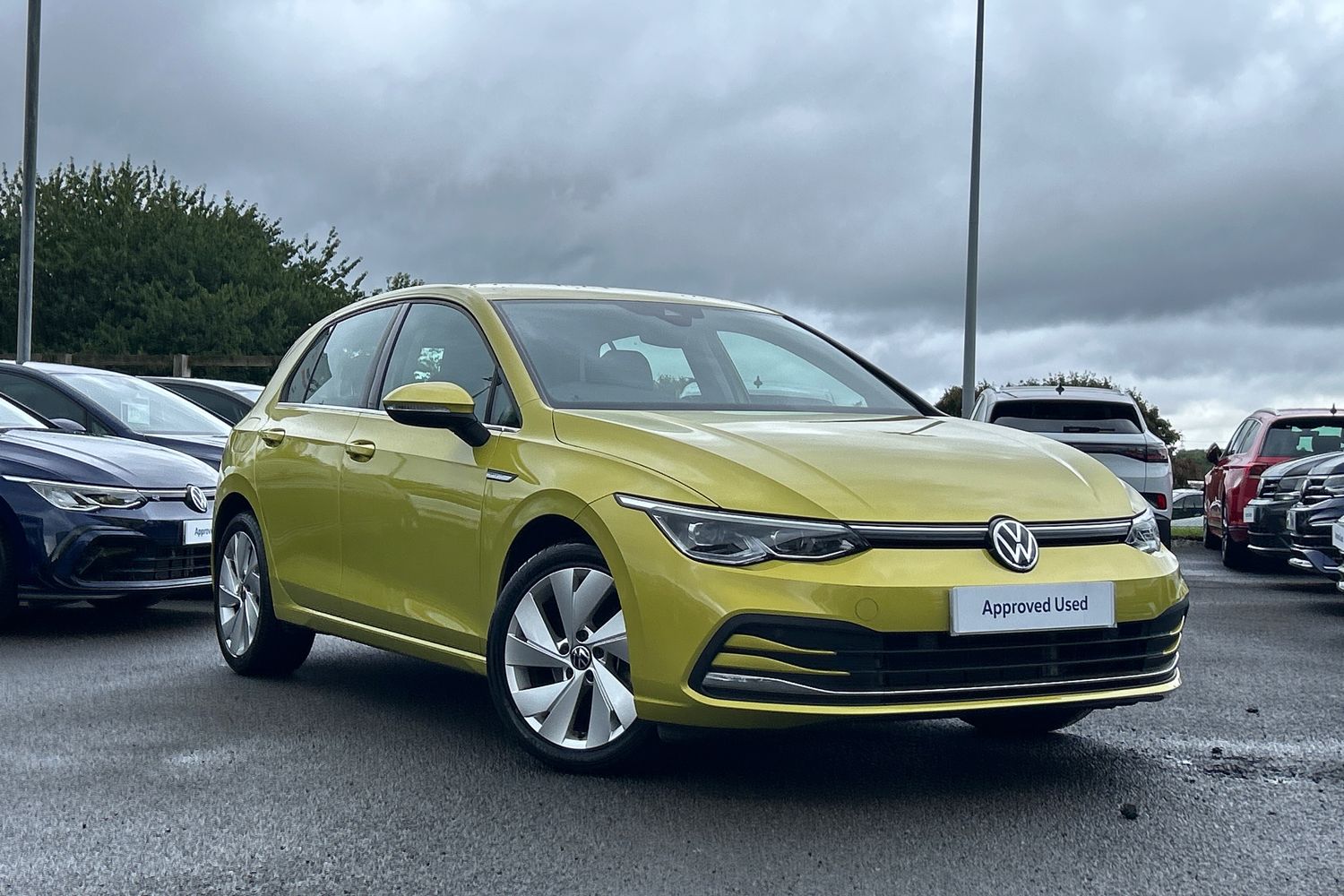 Main listing image - Volkswagen Golf