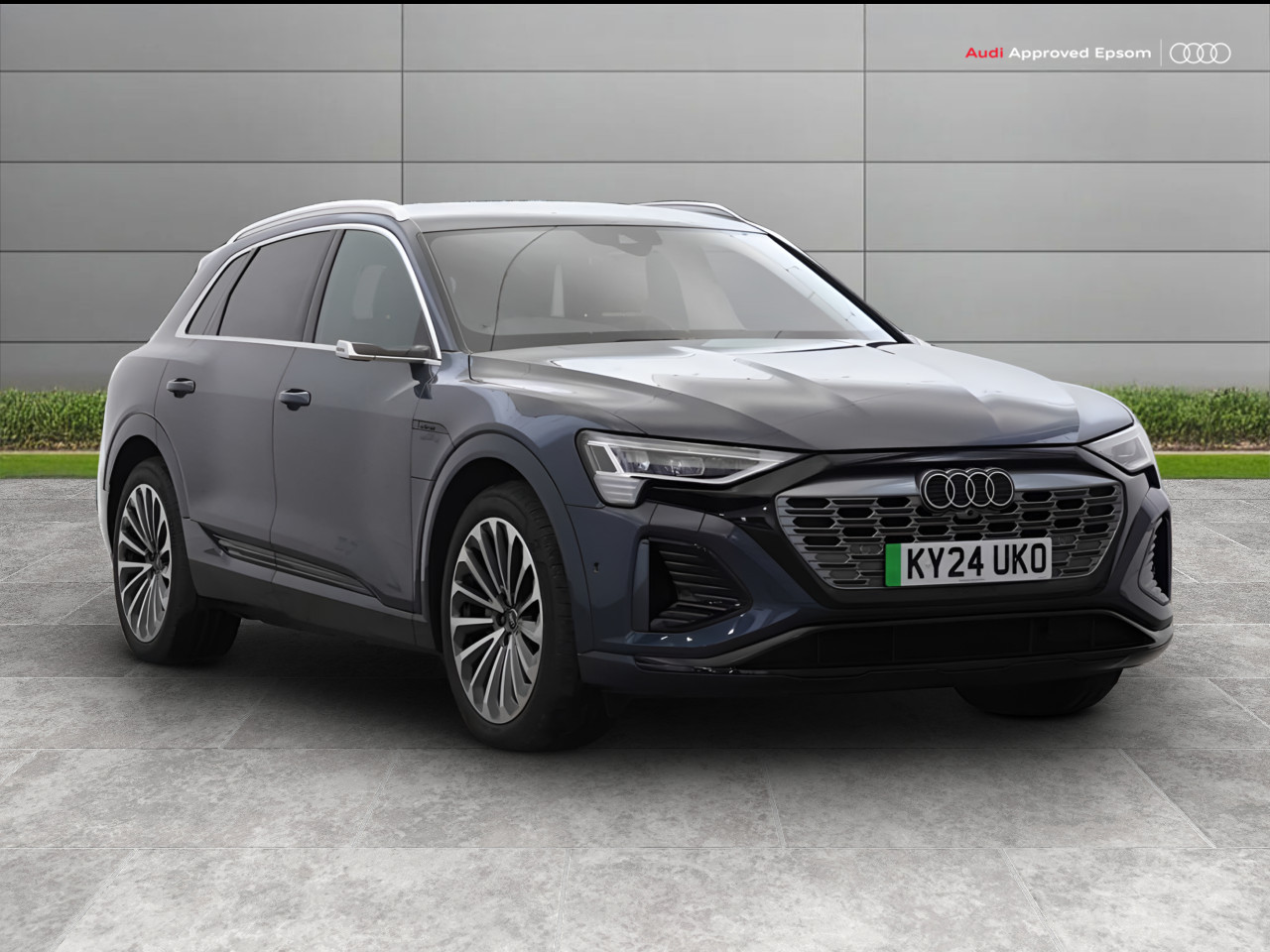 Main listing image - Audi Q8 e-tron