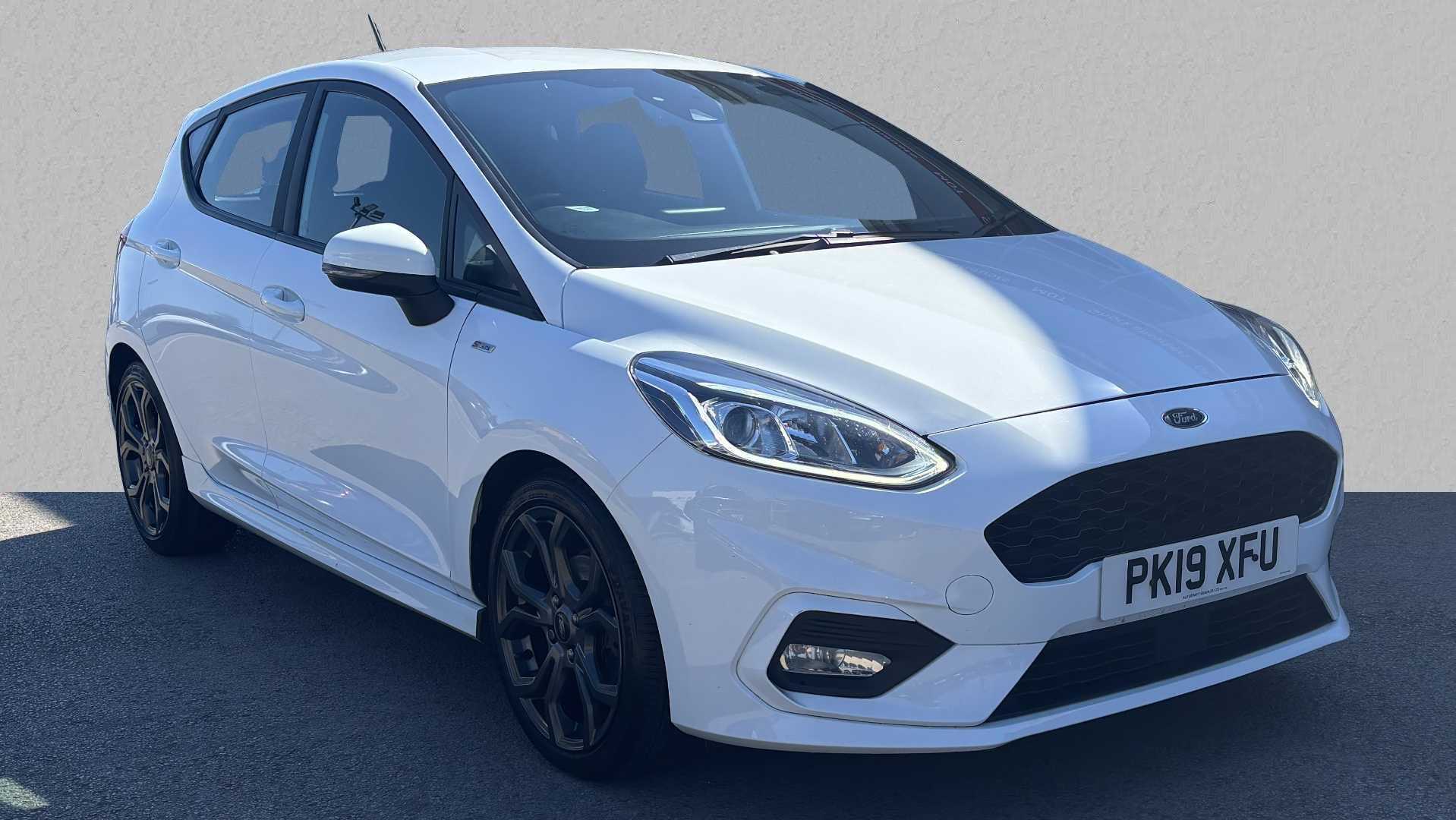 Main listing image - Ford Fiesta