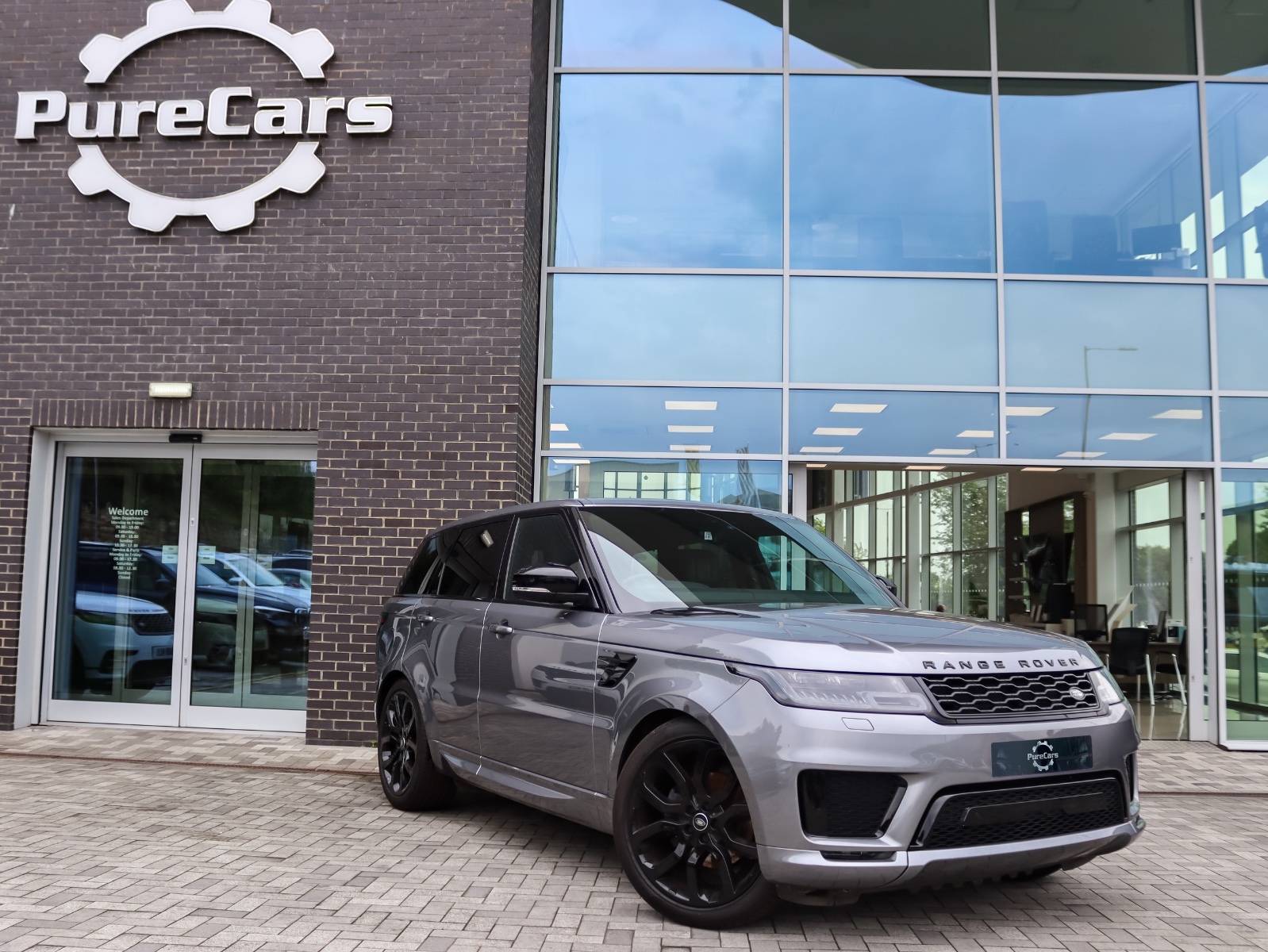 Main listing image - Land Rover Range Rover Sport