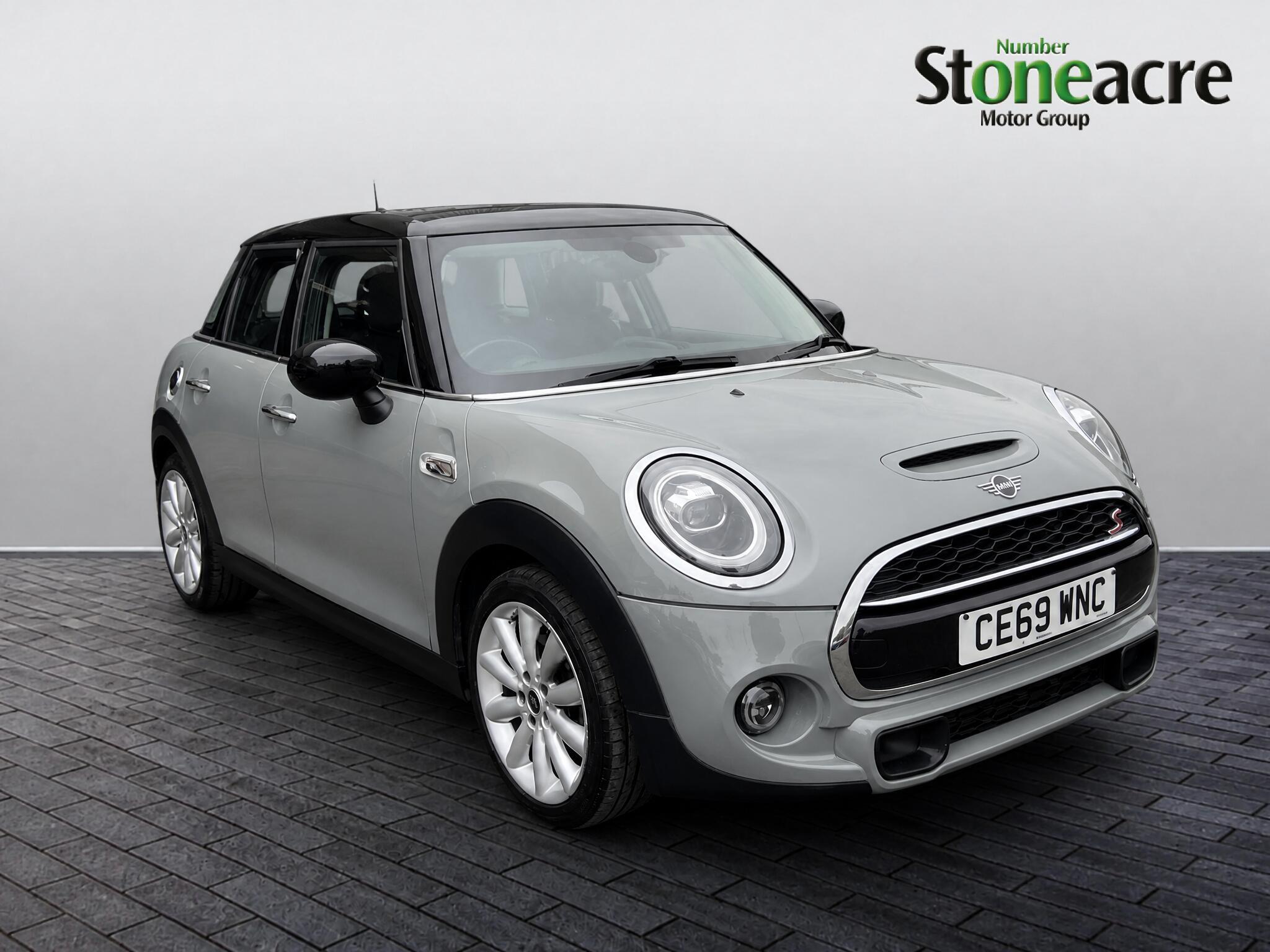 Main listing image - MINI Hatchback