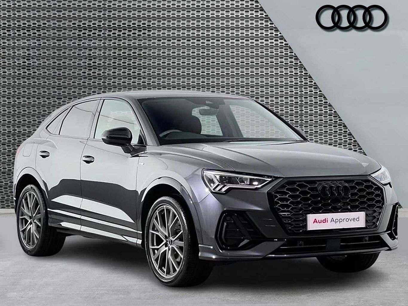 Main listing image - Audi Q3