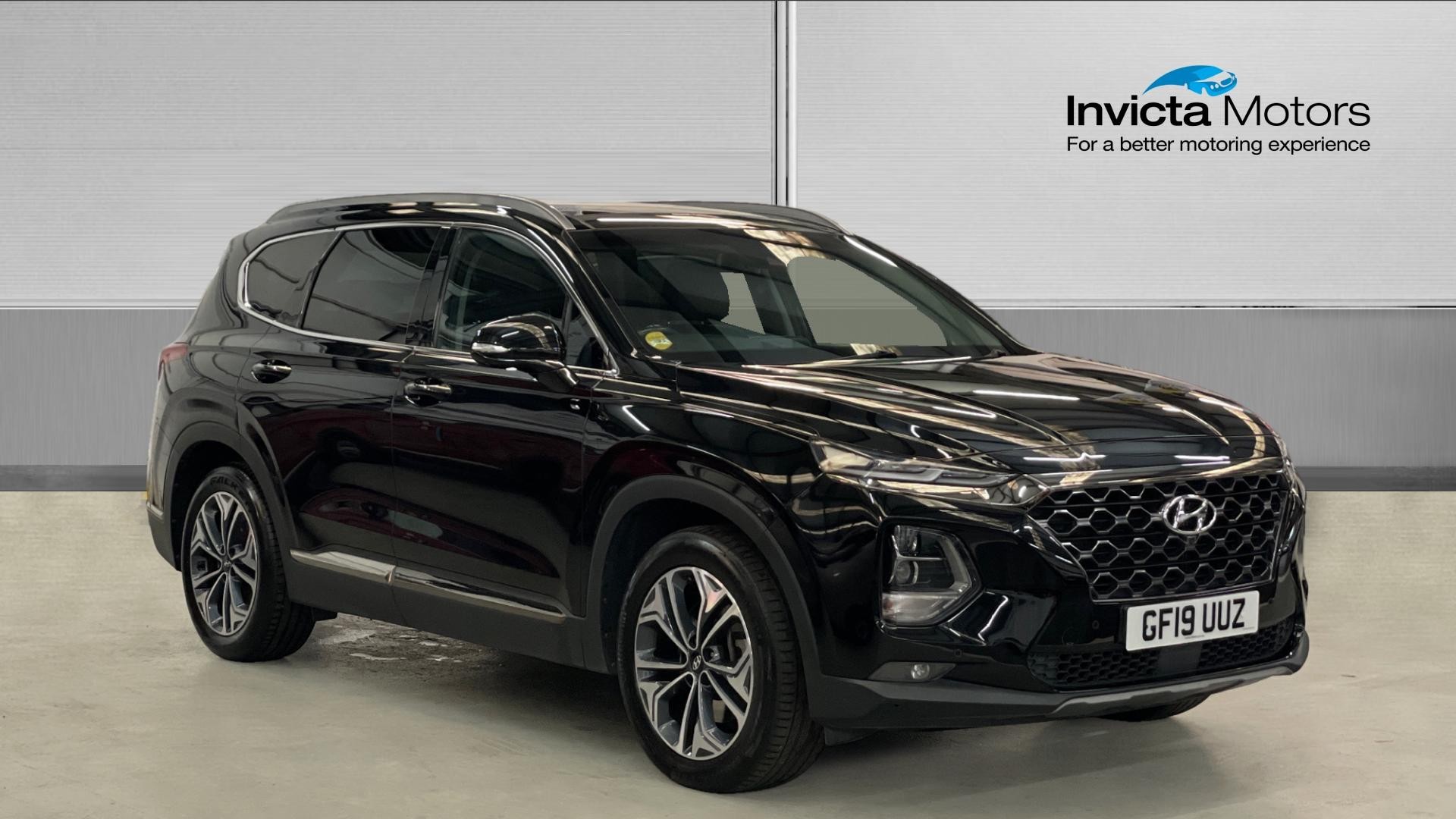 Main listing image - Hyundai Santa Fe