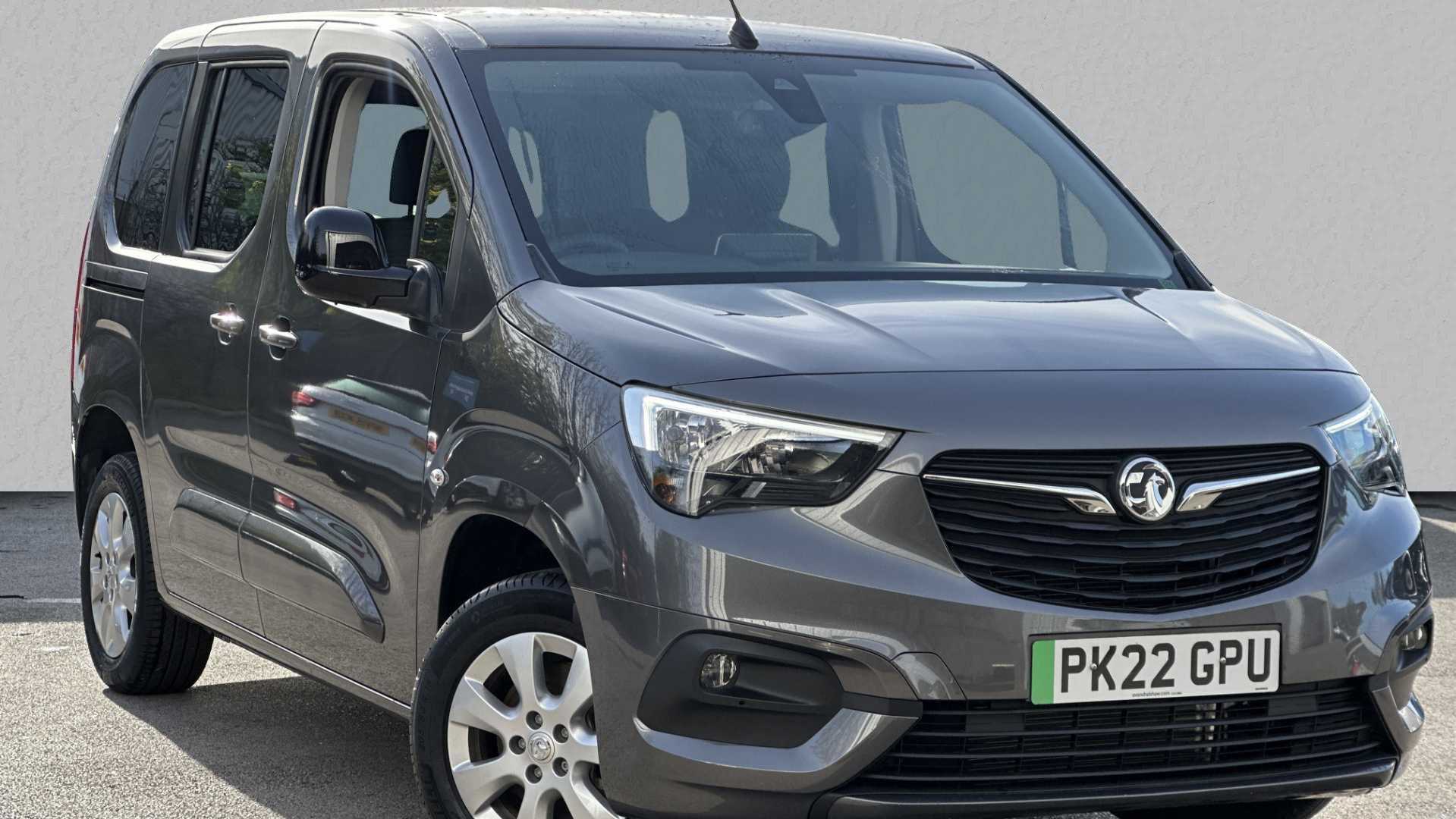 Main listing image - Vauxhall Combo Life-e