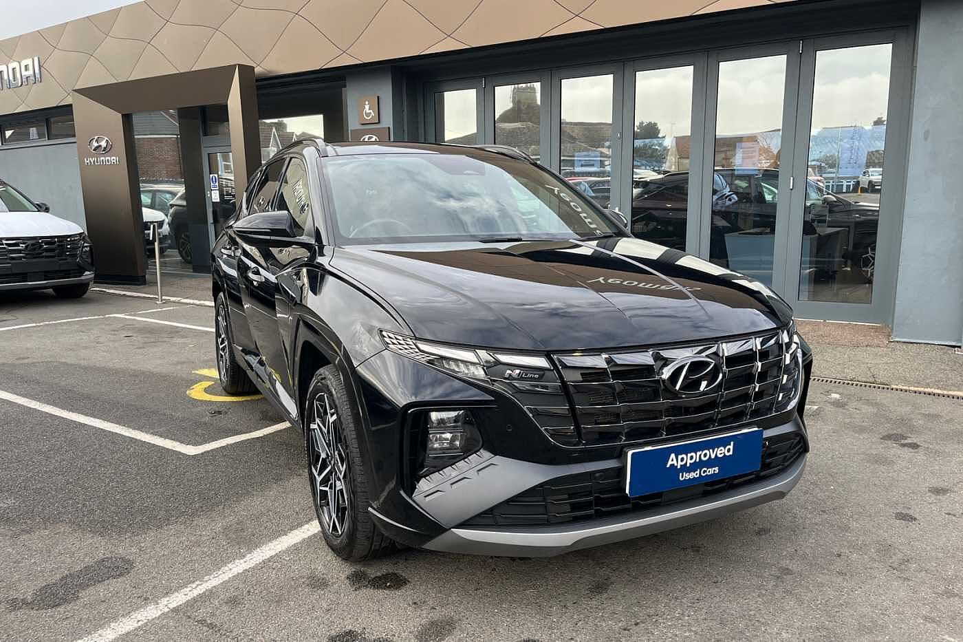 Main listing image - Hyundai Tucson