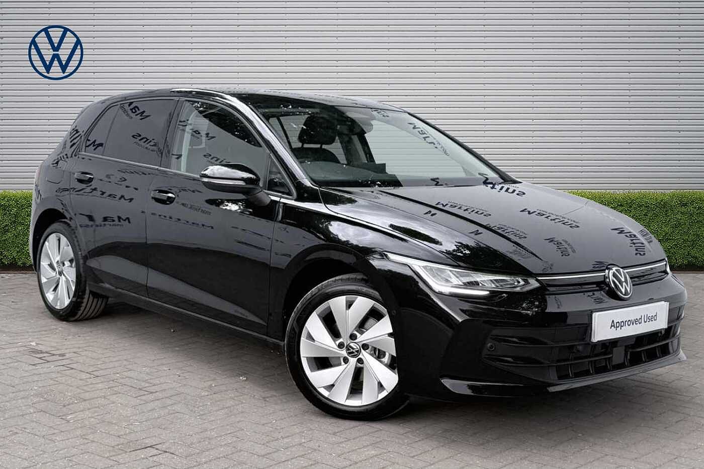 Main listing image - Volkswagen Golf