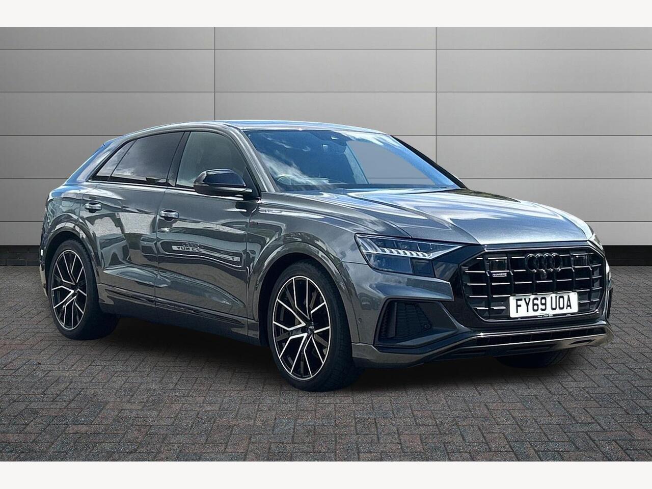 Main listing image - Audi Q8