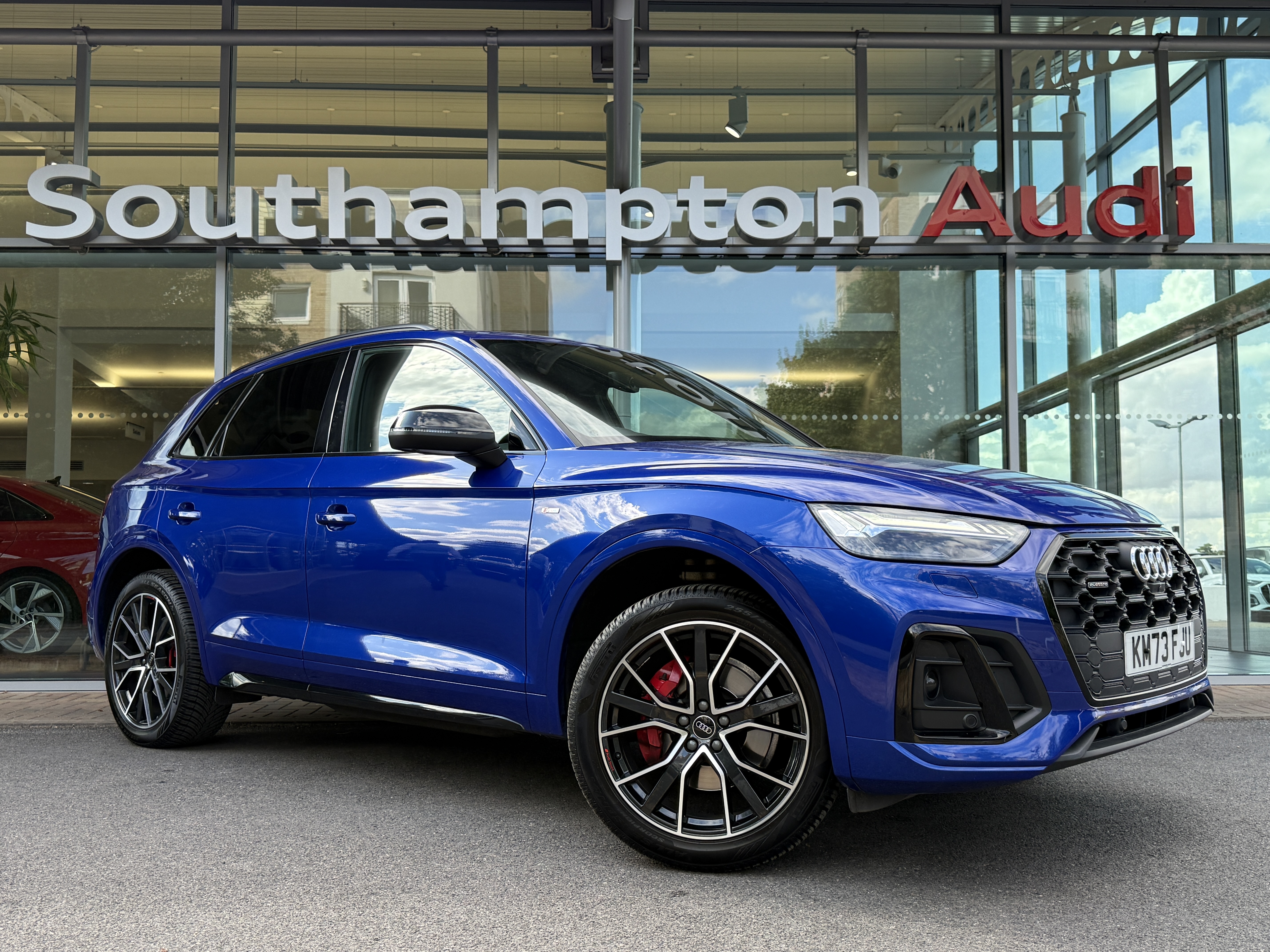 Main listing image - Audi Q5