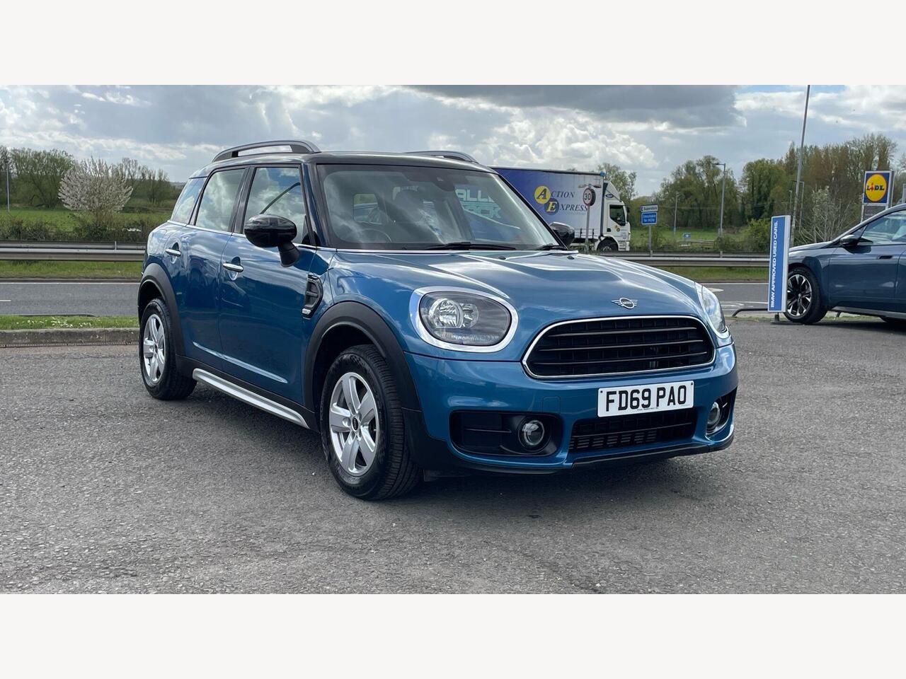 Main listing image - MINI Countryman