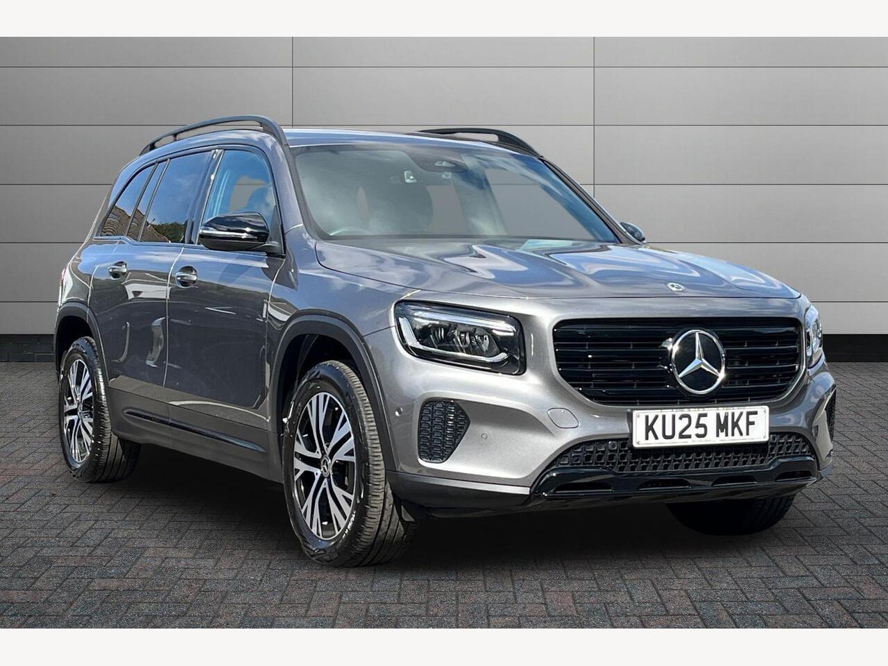 Main listing image - Mercedes-Benz GLB