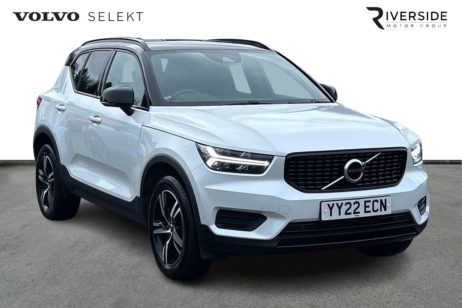 Main listing image - Volvo XC40