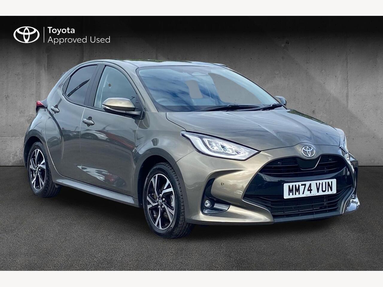 Main listing image - Toyota Yaris