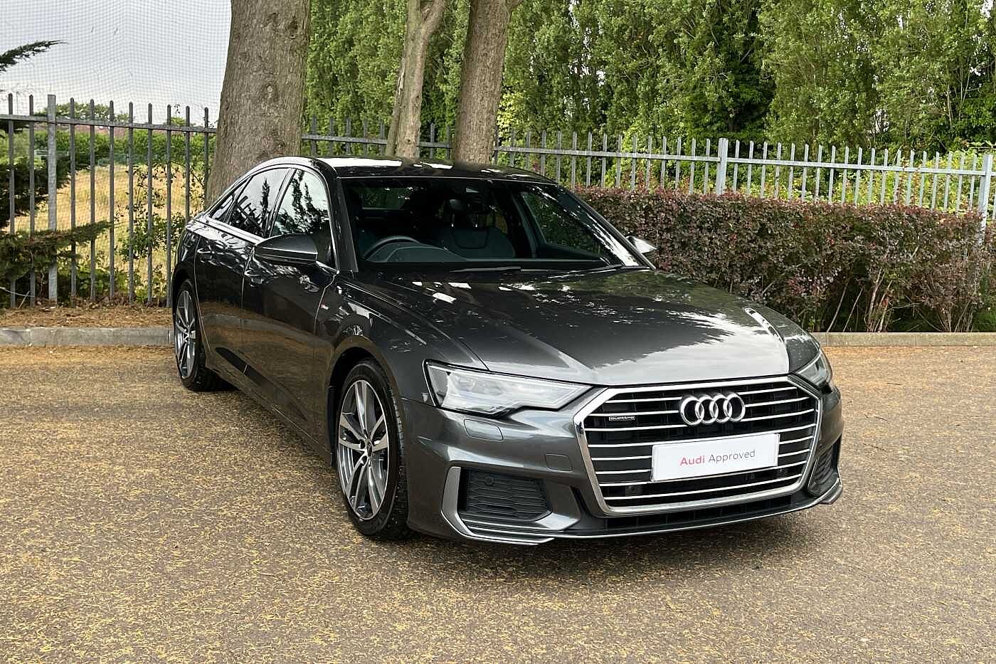 Main listing image - Audi A6