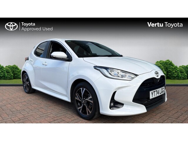 Main listing image - Toyota Yaris