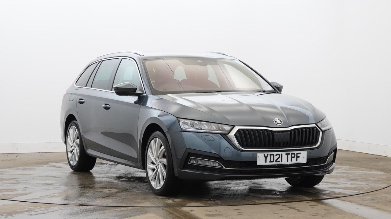 Main listing image - Skoda Octavia Estate