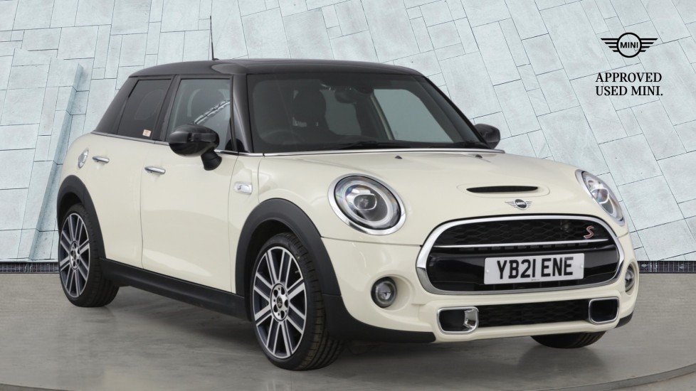 Main listing image - MINI Hatchback 5dr