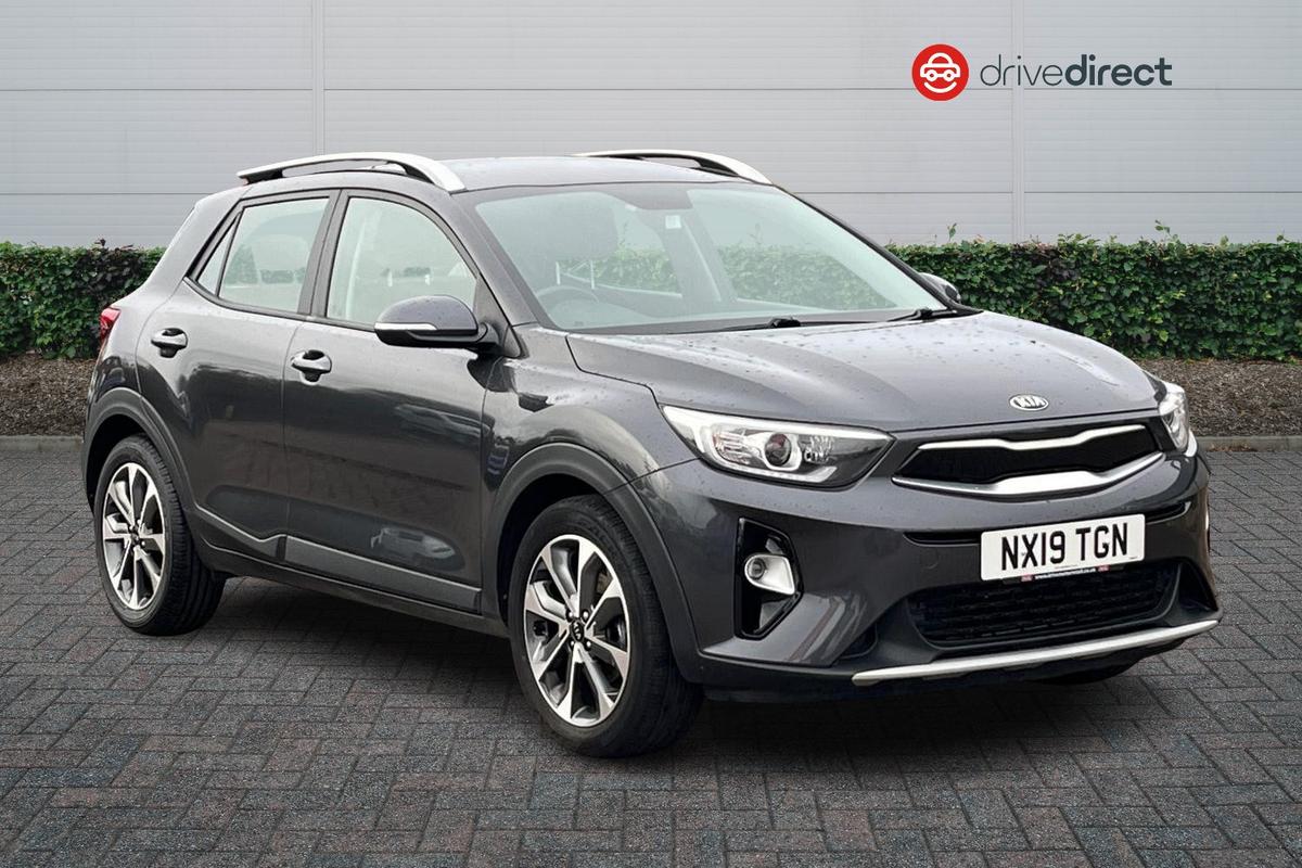 Main listing image - Kia Stonic