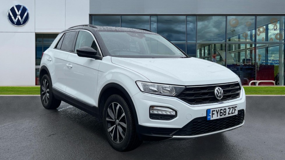 Main listing image - Volkswagen T-Roc