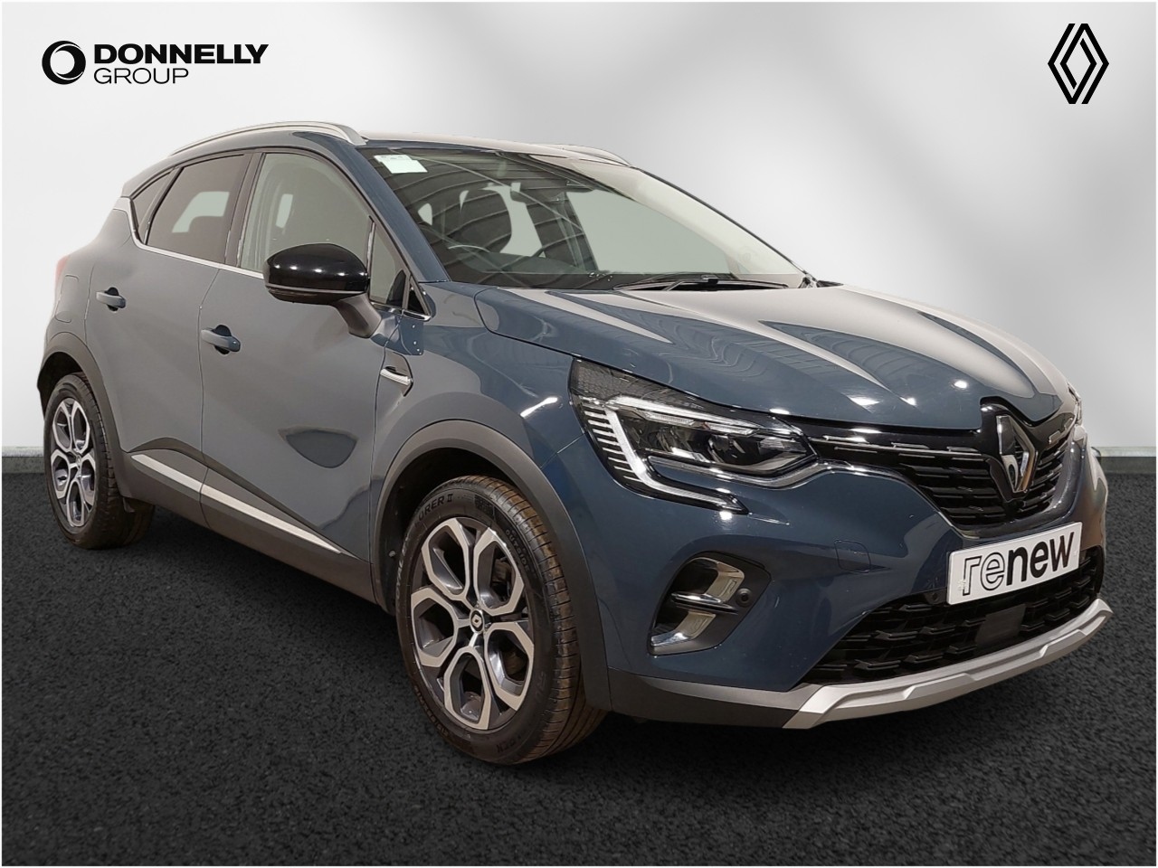 Main listing image - Renault Captur